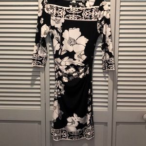 Floral 3/4 sleeve dress
